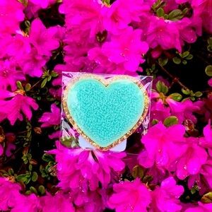 Stony clover self-adhesive glitter heart patch pistachio green new with tag